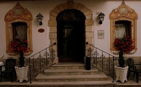 Hotel Villanova サント・ステーファノ・ディ・カドーレ エクステリア 写真